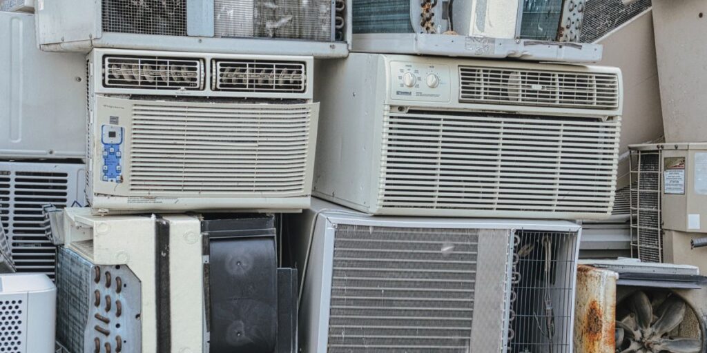 How to Keep Your Air Conditioner Running Smoothly in Van Nuys